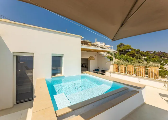 Marinaia Gran Vista Mare فيلة